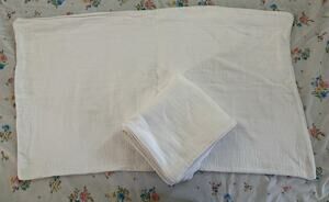 Pillow Sham Pair Fieldcrest Luxury White Textured 100% Cotton KING Zip Closure
